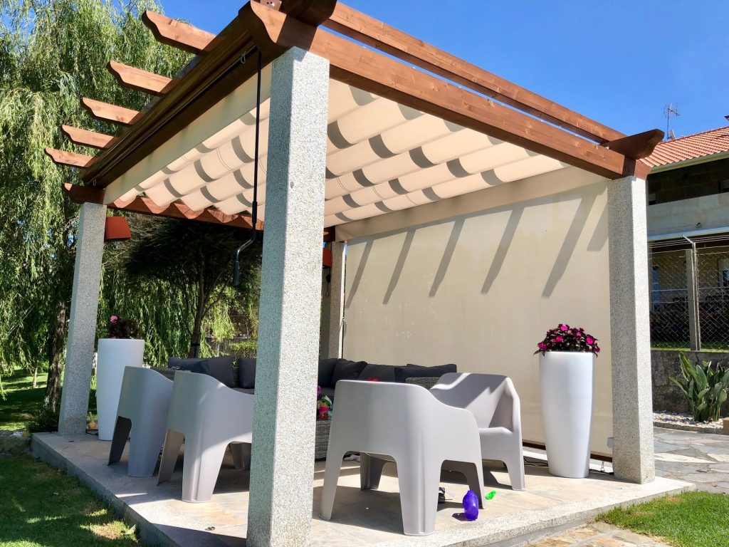 Pérgola instalada en Vigo, Pontevedra